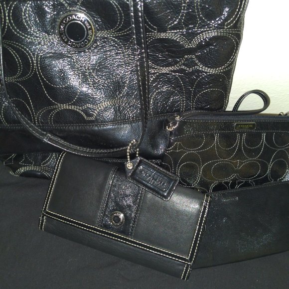 Coach bundle - Picture 2 of 5